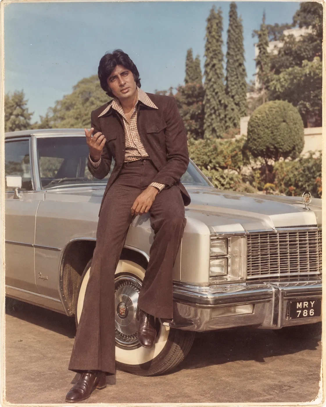 1970s Amitabh Bachchan AI Photo Prompt preview example result