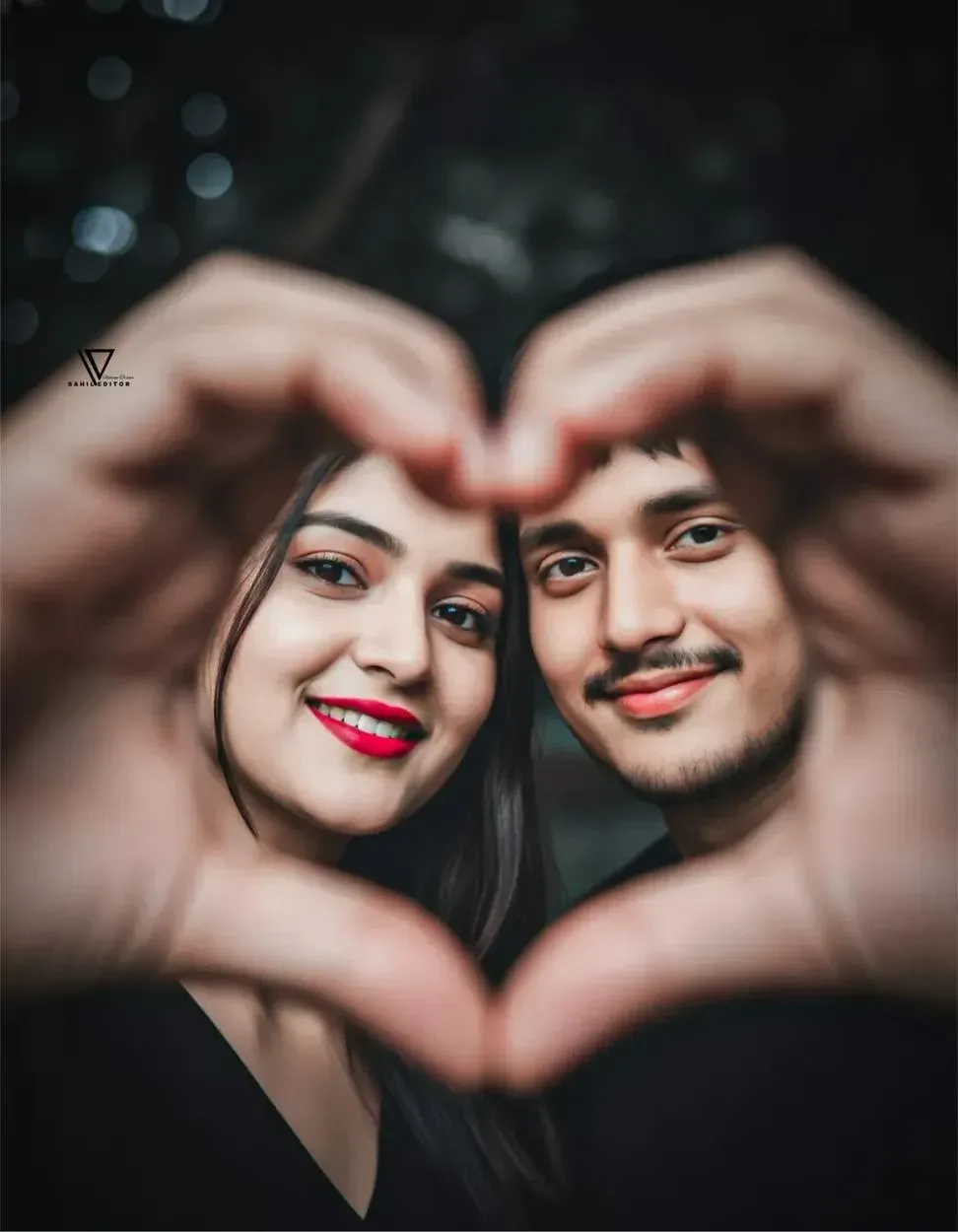 Aesthetic Romantic Couple AI Photo Prompt Edition 8 preview example result