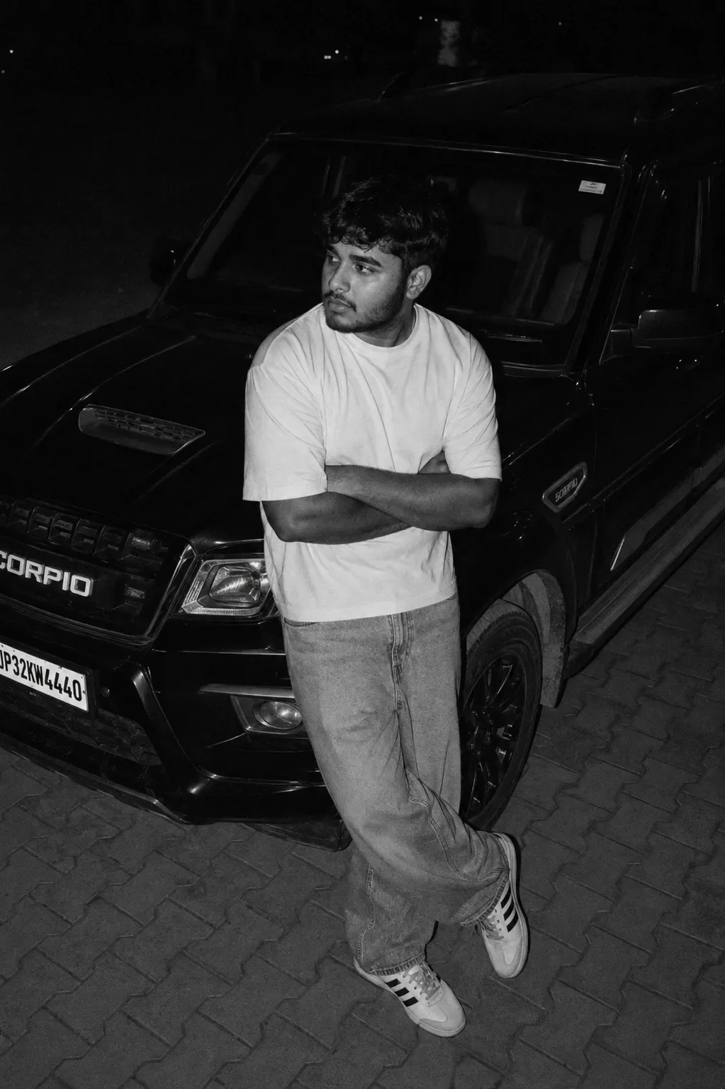 Black SUV Mafia Night Highway Aesthetic AI Photo Prompt preview example result