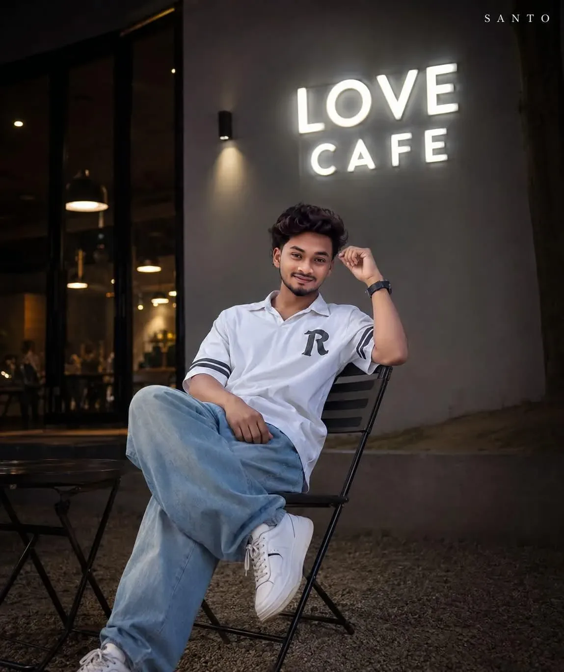BOYS CAFE PORTRAIT IMAGE AI Photo Prompt preview example result
