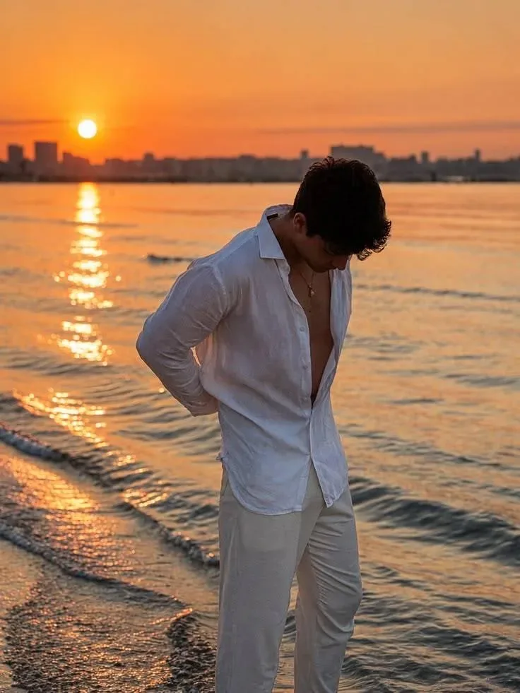 Candid Beach Sunset Portrait AI Photo Prompt preview example result