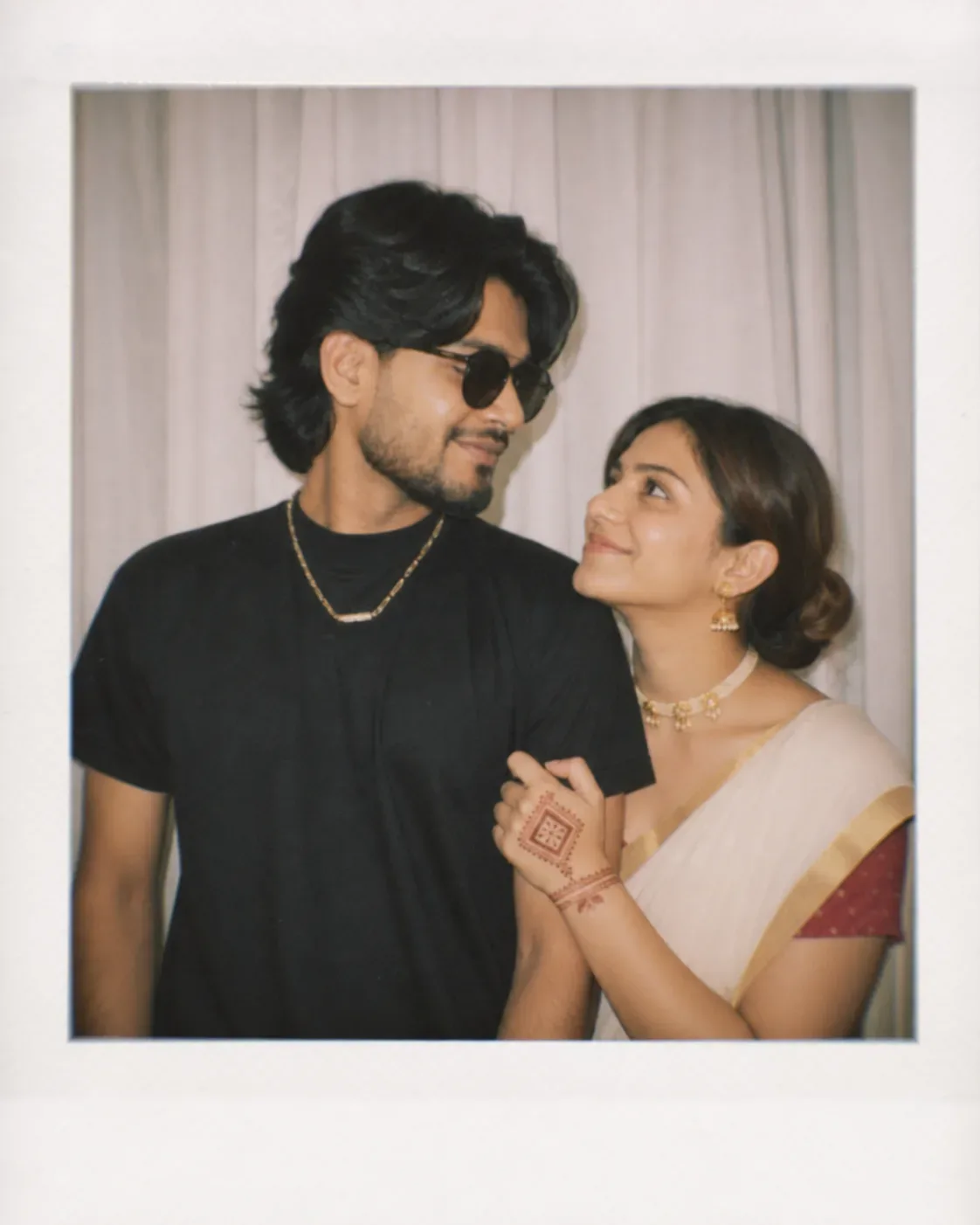 Candit Couple Portrait AI Photo Prompt preview example result
