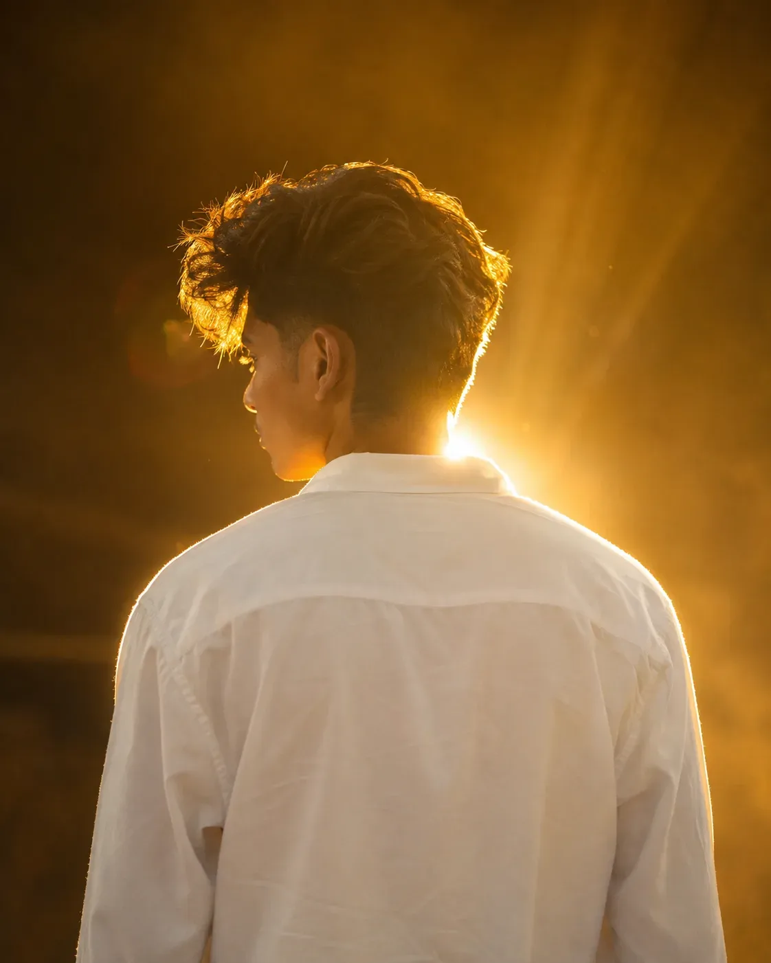 Cinematic Golden Backlight Portrait AI Photo Prompt preview example result