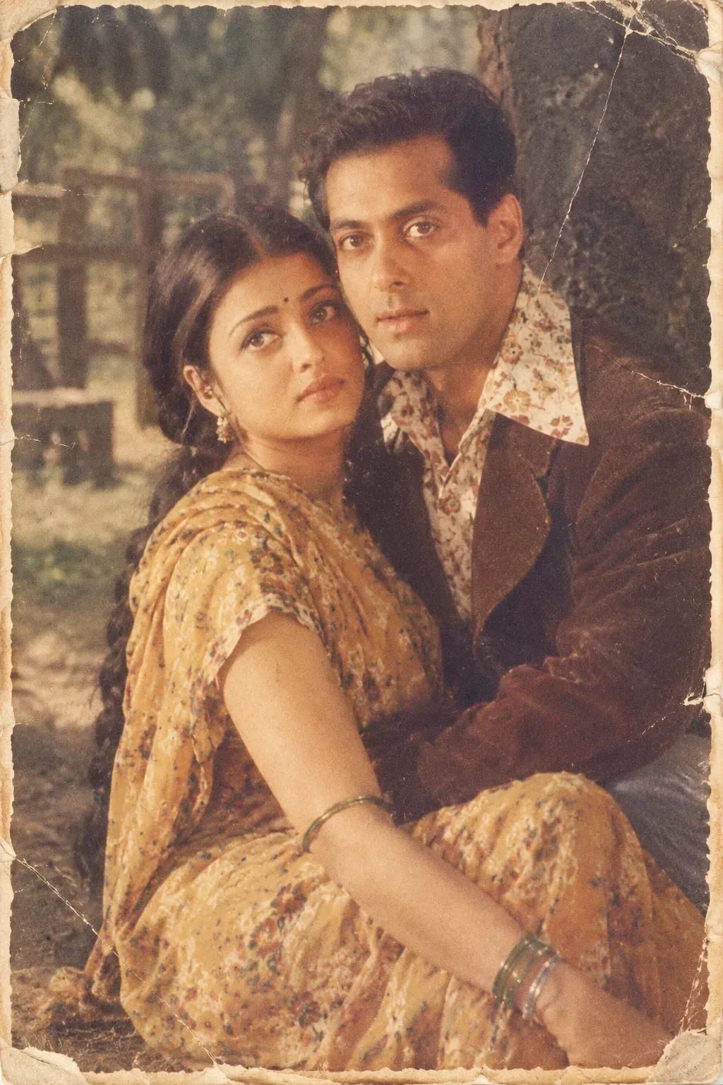 Couple 60s Photo Album AI Photo Prompt preview example result