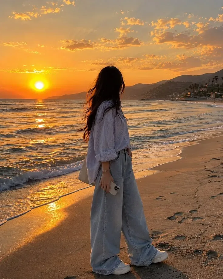 Golden Sunset Beach AI Photo Prompt preview example result