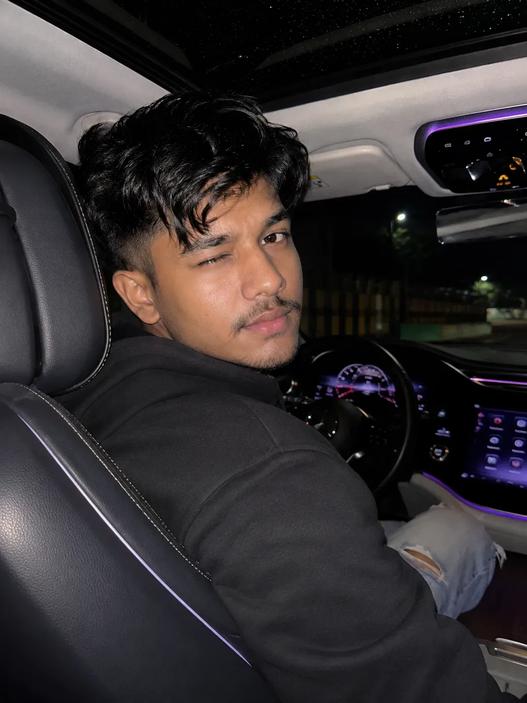 Luxury Car Drive AI Photo Prompt preview example result