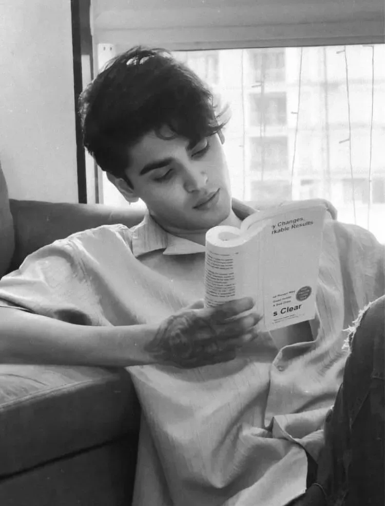 Moody B&W Candid Film Photography Vintage Editorial Lifestyle Portrait AI Photo Prompt preview example result
