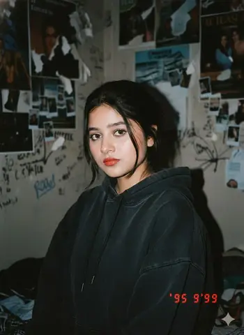 black hoodie girl - copy paste viral AI prompt