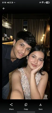 couple restaurant selfie - copy paste viral AI prompt