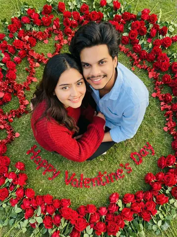Couples' Valentine Style - copy paste viral AI prompt