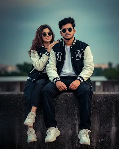 Stylish couple sitting outdoors viral girl gemini prompt - copy paste on Gemini AI