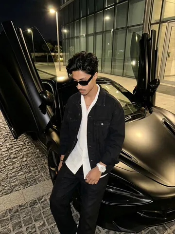 Luxury Night Scene with McLaren Supercar - Stable Diffusion copy paste AI prompt example for night, cinematic