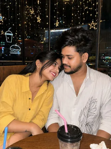 Ultra Realistic Cafe Couple Portrait - AI copy paste AI prompt example for couples, cinematic