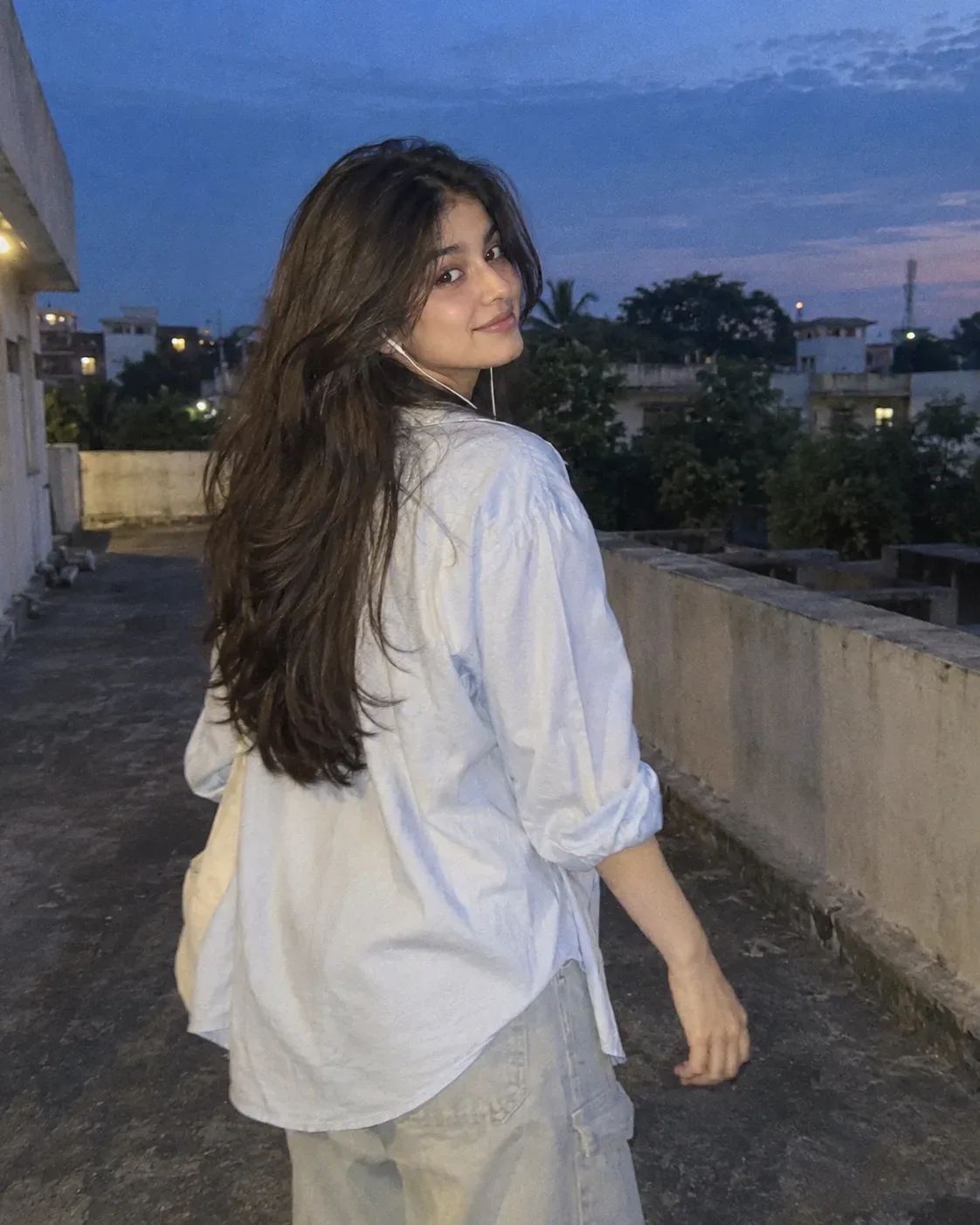 Ultra Realistic Cinematic Portrait Of A Young Girl On A Rooftop AI Photo Prompt preview example result