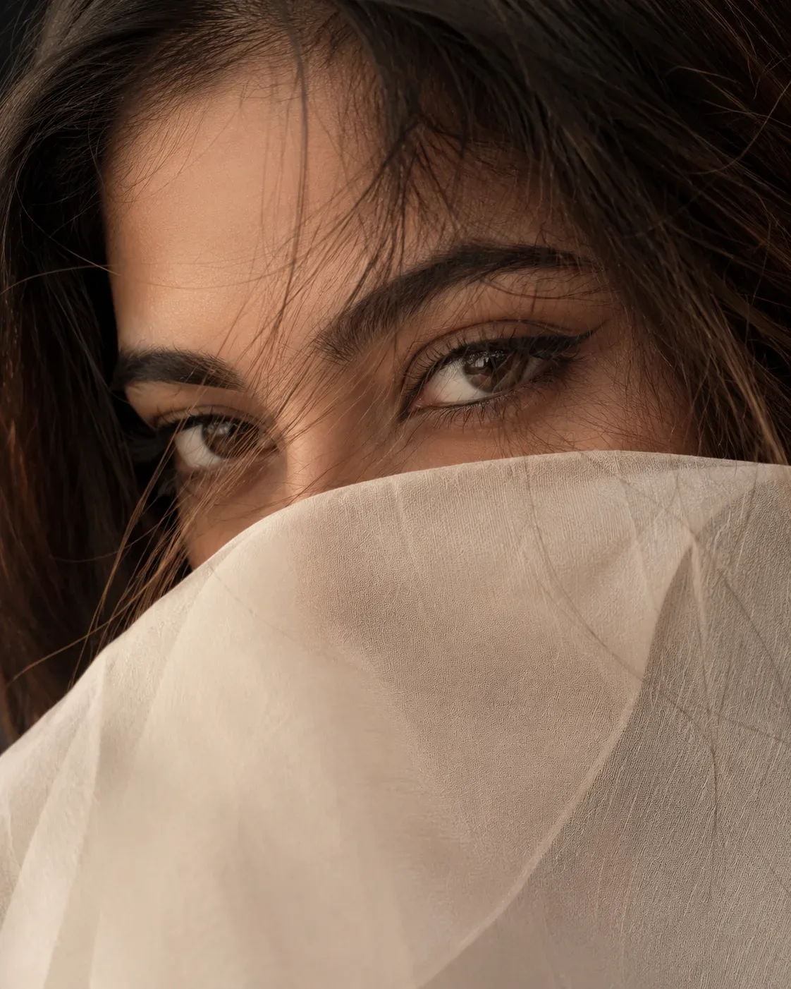 Veiled Gaze In Warm Shadows AI Photo Prompt preview example result
